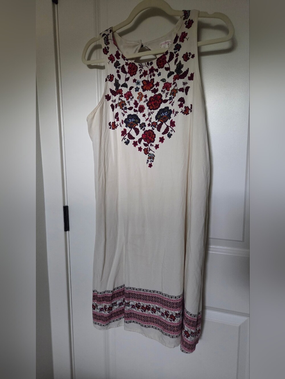 Cream Embroidered Floral Sleeveless Dress